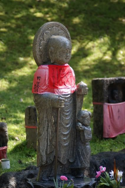 Ciervo-col-col-col, saca los cuernos al sol (sí, muy malo. 20 de Mayo) - De Templos, chonis y soles nacientes. Diario de un sueño hecho realidad (3)