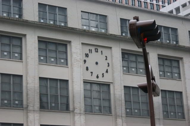 Compradores compulsivos (28 de mayo) - De Templos, chonis y soles nacientes. Diario de un sueño hecho realidad (11)